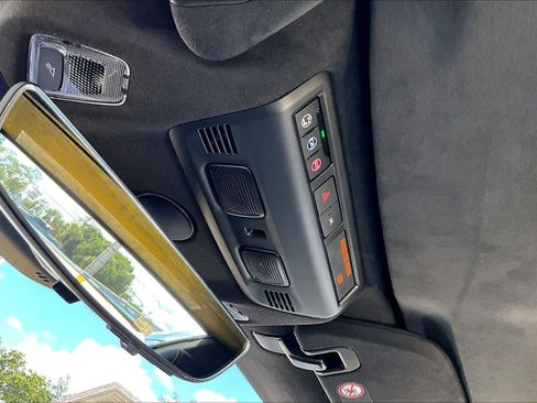 Used 2025 Chevrolet Corvette Stingray Premium Conv w/ 3LT RWD image 30