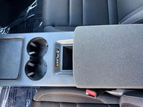 Used 2025 Honda Prologue EX image 26