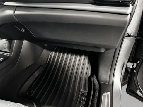 Used 2025 Acura RDX SH-AWD w/ Technology Package image 11