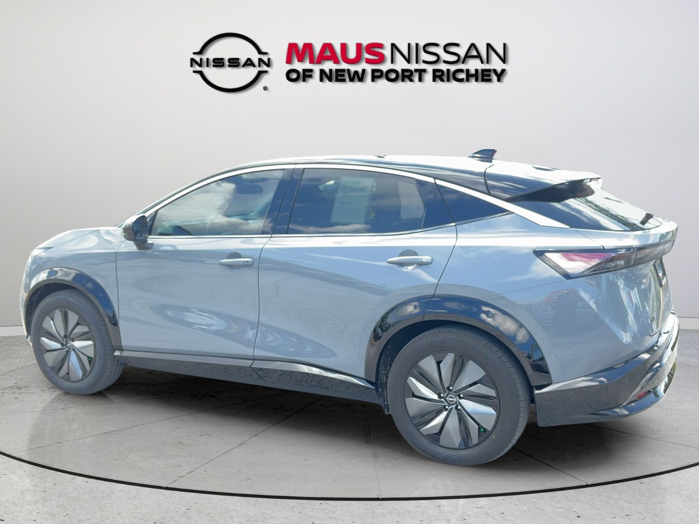 Certified 2025 Nissan Ariya FWD image 13
