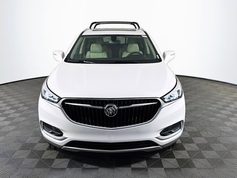 Used 2019 Buick Enclave Essence AWD/4WD image 2