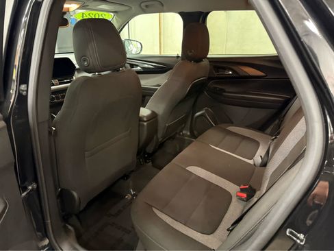 Used 2024 Chevrolet TrailBlazer LT w/ Convenience Package AWD/4WD image 21