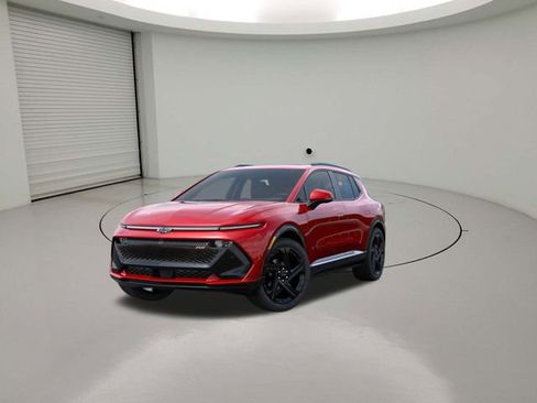 New 2025 Chevrolet Equinox EV RS image 8