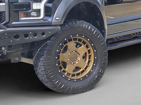 Used 2018 Ford F150 Raptor w/ Equipment Group 802A Luxury AWD/4WD image 20