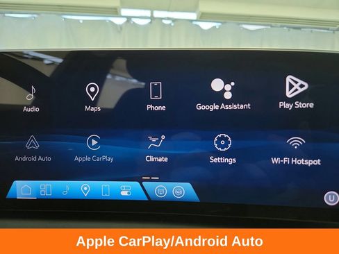 Used 2024 Cadillac Lyriq Tech AWD/4WD image 17