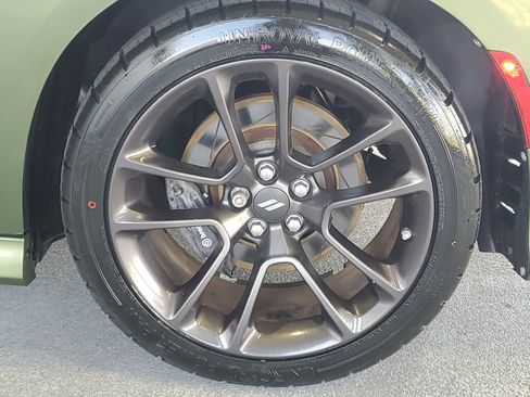Used 2020 Dodge Charger Scat Pack RWD image 7