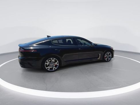 Used 2019 Kia Stinger GT1 AWD/4WD image 12