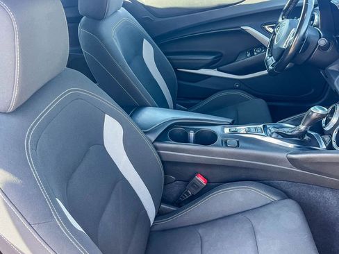 Certified 2023 Chevrolet Camaro LT image 37