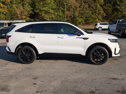 Used 2022 Kia Sorento SX image 10