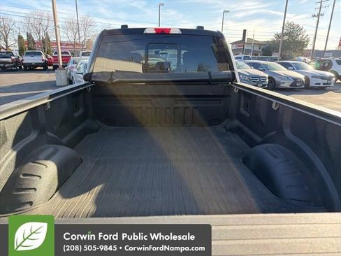 Used 2022 Ford F350 Platinum image 31
