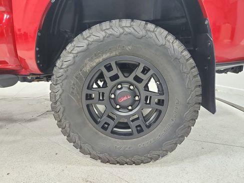 Used 2019 Toyota Tacoma SR w/ SR Convenience Package AWD/4WD image 42