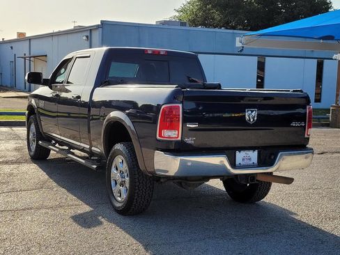 Used 2018 RAM 2500 Laramie AWD/4WD image 4