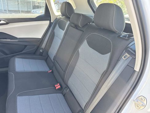 Certified 2025 Volkswagen Taos S image 14