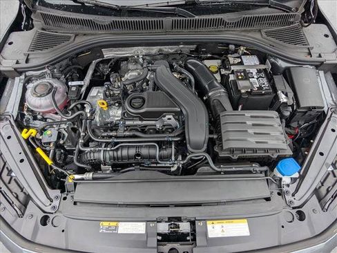 New 2025 Volkswagen Jetta SE image 17