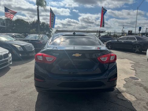 Used 2016 Chevrolet Cruze LT w/ Convenience Package image 7