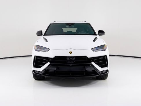Used 2024 Lamborghini Urus S image 8