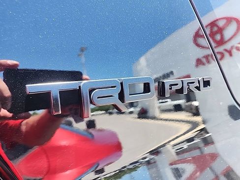 Used 2019 Toyota 4Runner TRD Pro AWD/4WD image 11