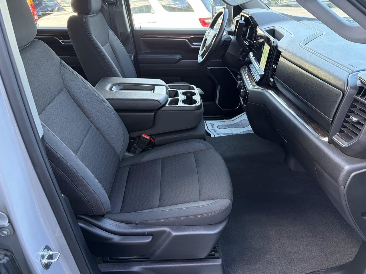 Used 2024 Chevrolet Silverado 3500 LT AWD/4WD image 10