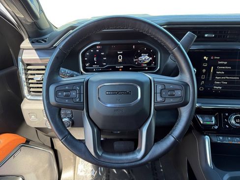 Used 2024 GMC Sierra 2500 Denali Ultimate w/ Max Trailering Package AWD/4WD image 12