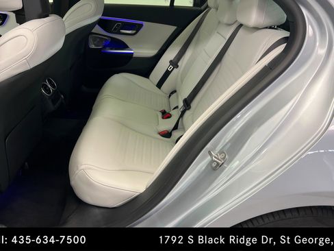 Used 2025 Mercedes-Benz C 300 4MATIC Sedan image 21