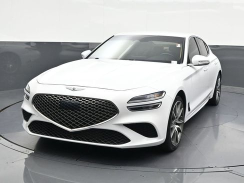 Used 2022 Genesis G70 3.3T AWD/4WD image 9