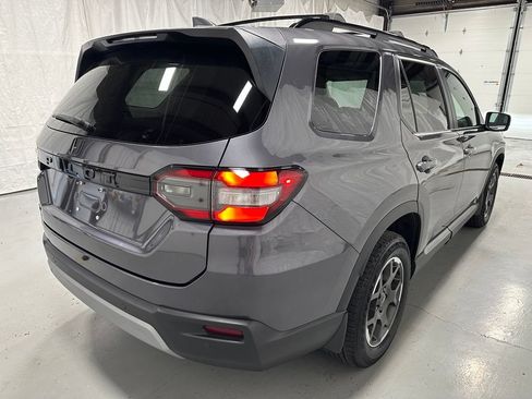 Used 2023 Honda Pilot EX-L image 7