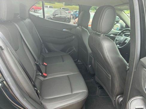 Used 2024 Buick Encore GX Sport Touring AWD/4WD image 7