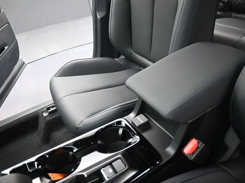 New 2026 Subaru Forester Limited AWD/4WD image 43