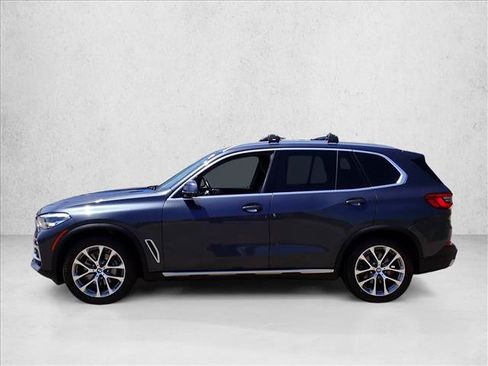 Used 2019 BMW X5 xDrive40i w/ Premium Package 2 AWD/4WD image 2