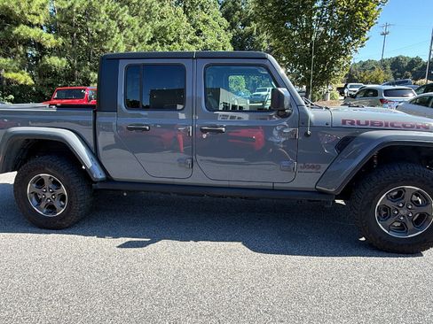 Used 2022 Jeep Gladiator Rubicon w/ LED Lighting Group AWD/4WD image 7