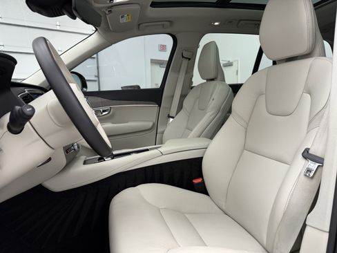 Certified 2023 Volvo XC90 B6 Plus w/ Protection Package Premier AWD/4WD image 12