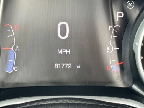 Used 2019 Jeep Compass Limited AWD/4WD image 36