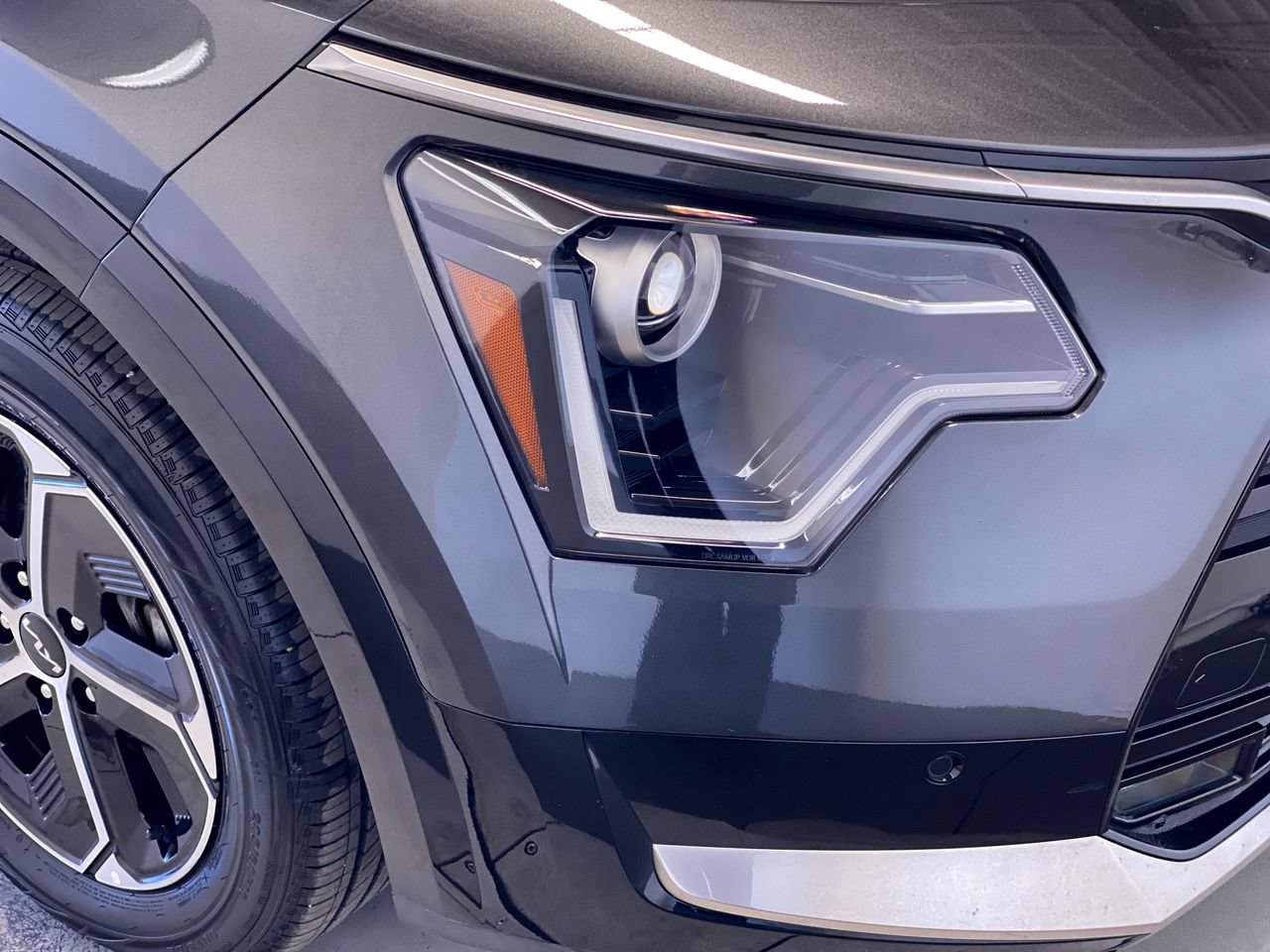 Certified 2024 Kia Niro FWD image 11