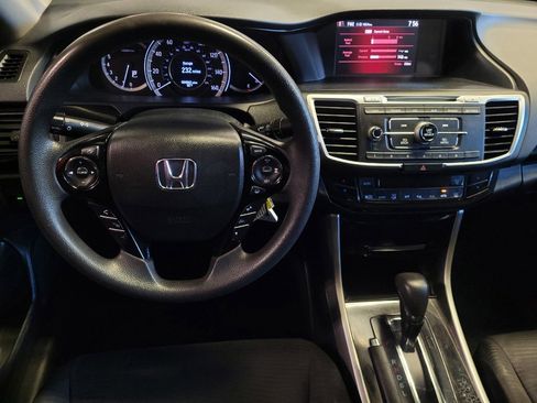 Used 2016 Honda Accord LX image 22