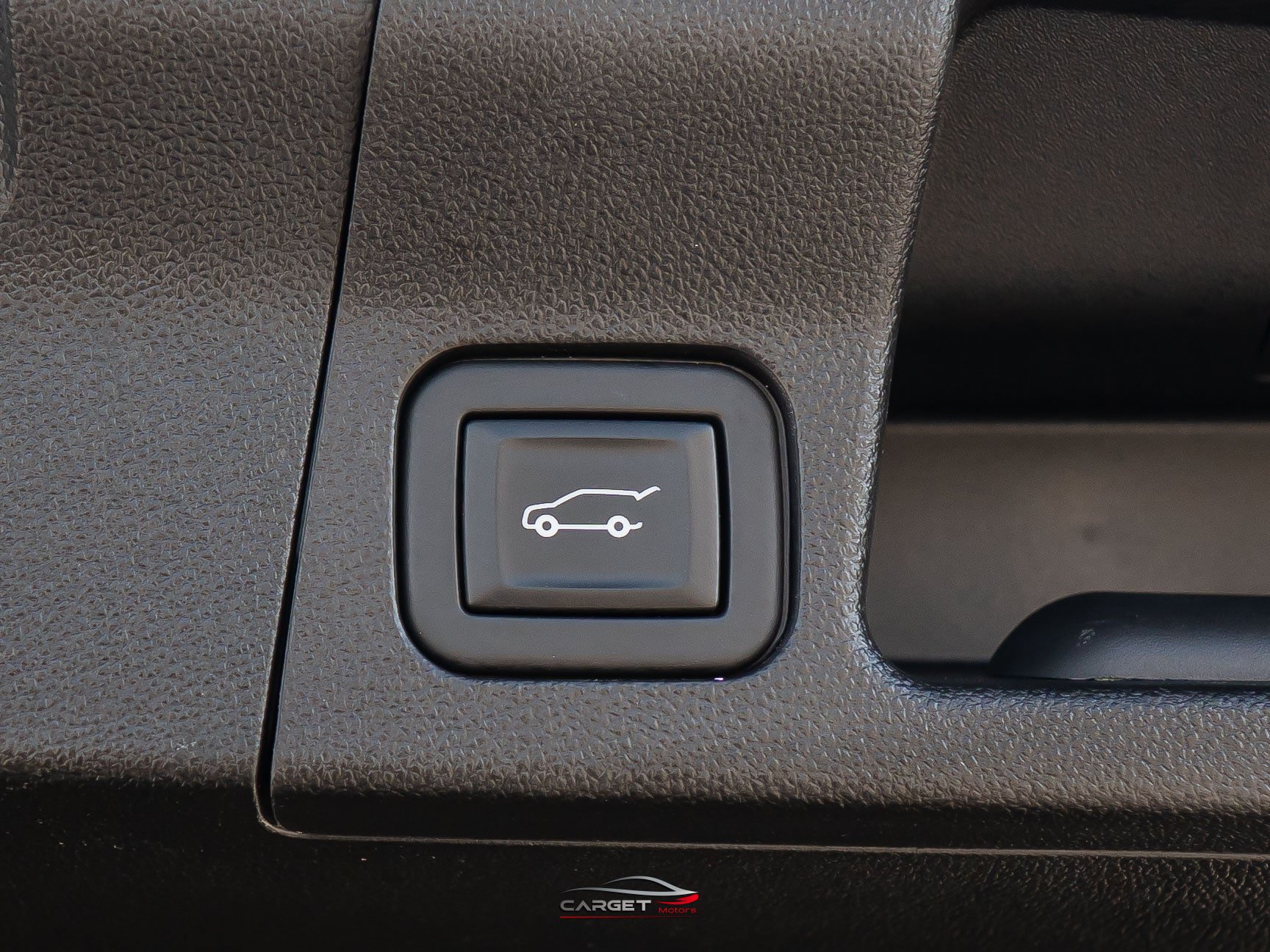 Used 2020 GMC Acadia Denali w/ Technology Package FWD image 52