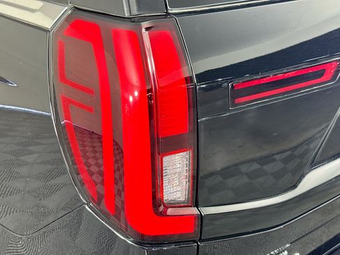 Used 2025 Ford Expedition Max Platinum AWD/4WD image 34