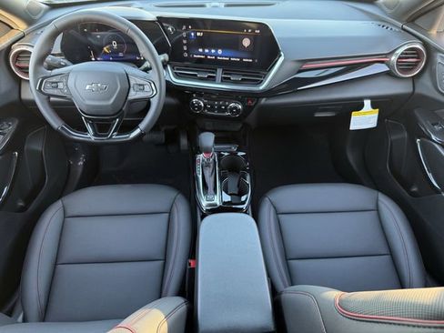 New 2026 Chevrolet Trax RS w/ Sunroof Package image 11