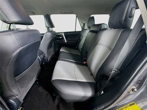 Certified 2022 Toyota 4Runner SR5 Premium image 24