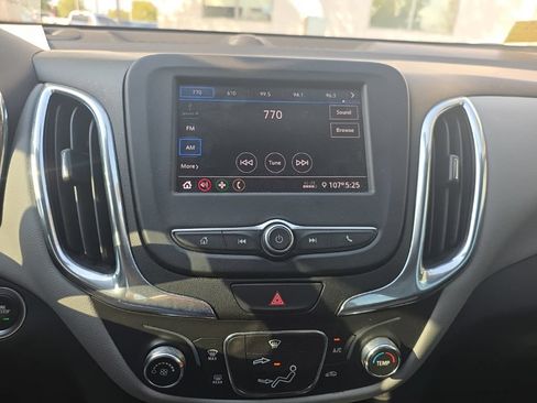 Used 2020 Chevrolet Equinox LS FWD image 16
