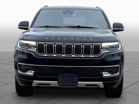 Used 2024 Jeep Wagoneer Series II w/ Flexible Seating Group RWD image 4