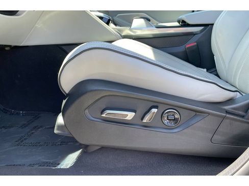 Certified 2023 Acura MDX SH-AWD w/ Advance Package image 12