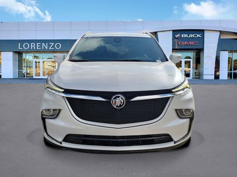 Used 2023 Buick Enclave Essence w/ Sport Touring Edition image 2