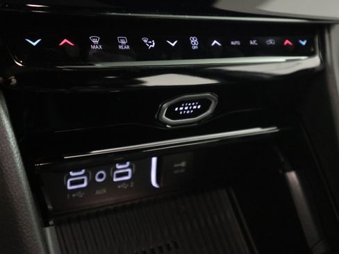 New 2026 Jeep Grand Cherokee Altitude AWD/4WD image 26