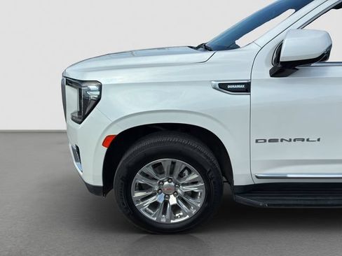 Used 2021 GMC Yukon Denali AWD/4WD image 10