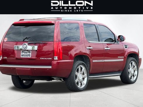 Used 2009 Cadillac Escalade AWD image 4
