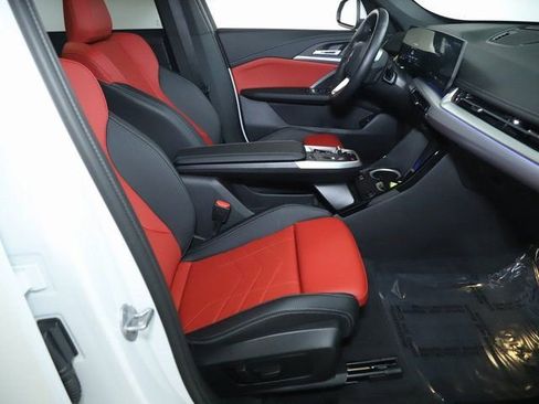 Certified 2025 BMW X1 xDrive28i w/ Convenience Package image 34