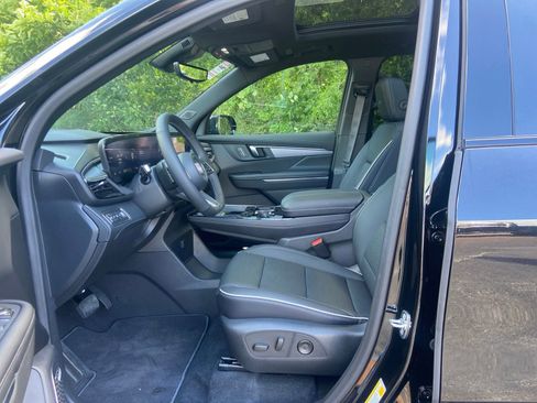 New 2026 Buick Enclave Sport Touring w/ Power Package FWD image 11