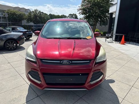 Used 2014 Ford Escape SE FWD image 2