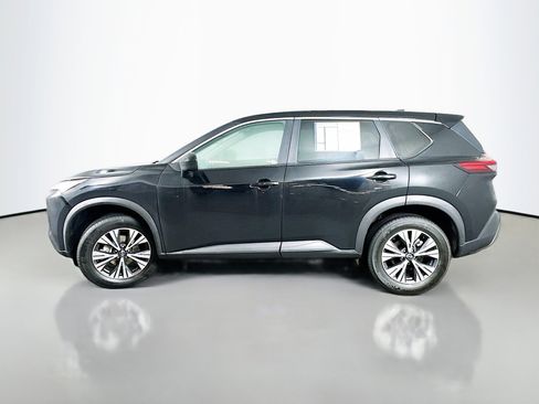 Used 2023 Nissan Rogue SV w/ SV Premium Package image 4