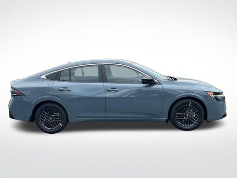 New 2026 Nissan Sentra SV w/ Floor Mat Package FWD image 6